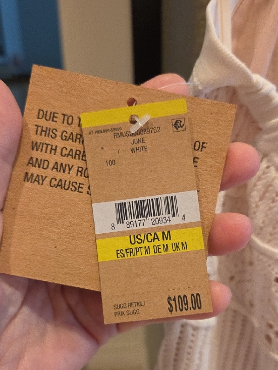 Sleeveless White Crochet Halter Dress--: The "Event-Ready" NWT - Picture 9 of 11